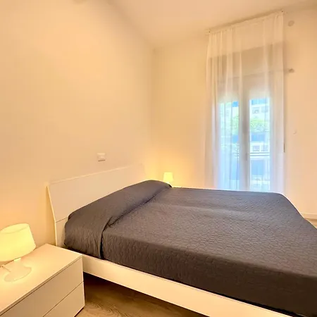 Fronte Mare-carraro Immobiliare - Family Apartamento *