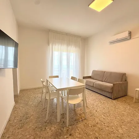 Fronte Mare-carraro Immobiliare - Family *