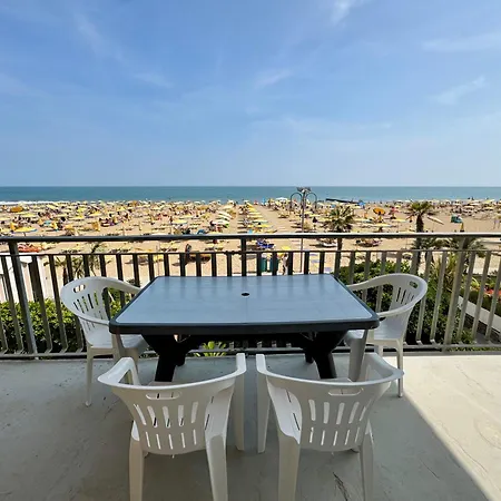 Fronte Mare-carraro Immobiliare - Family Apartament *