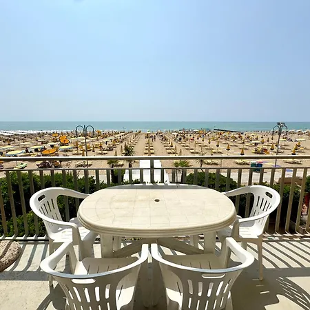 Fronte Mare-carraro Immobiliare - Family Apartamento Lido di Jesolo